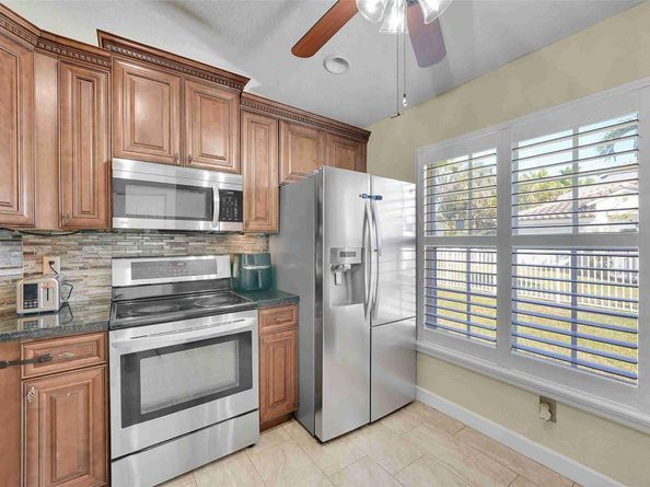 5640 NW 120th Ter 5640, Coral Springs FL 33076