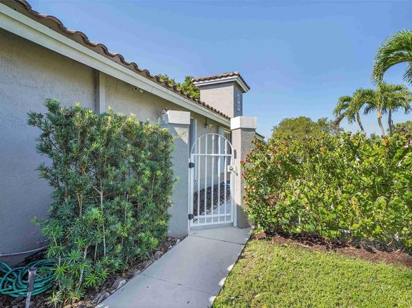 5640 NW 120th Ter 5640, Coral Springs FL 33076
