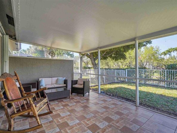 5640 NW 120th Ter 5640, Coral Springs FL 33076