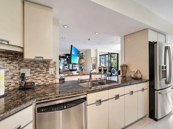 7233 Promenade Drive 201, Boca Raton FL 33433