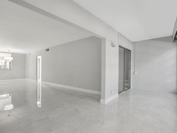 2202 Lucaya Bend G2, Coconut Creek FL 33066
