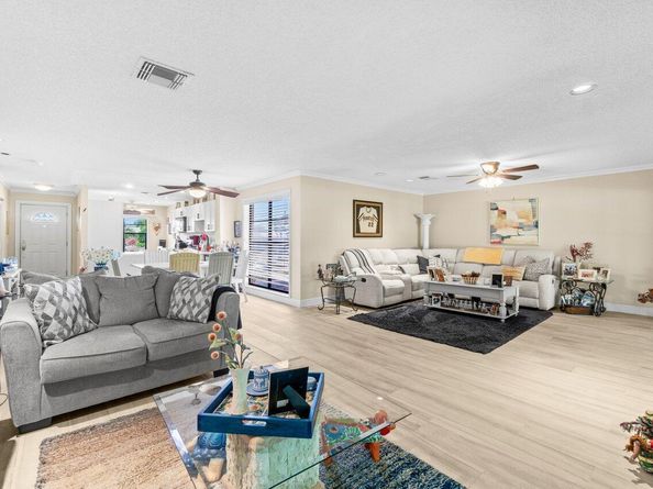 4 Stratford Drive B, Boynton Beach FL 33436