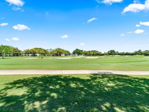 4 Stratford Drive B, Boynton Beach FL 33436