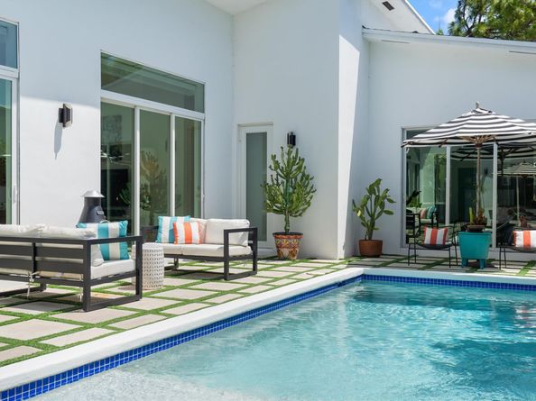619 NE 21st Ct, Wilton Manors FL 33305