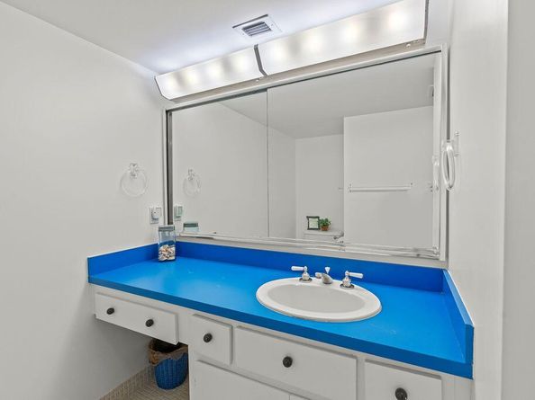 5380 N Ocean Drive 10g, Riviera Beach FL 33404