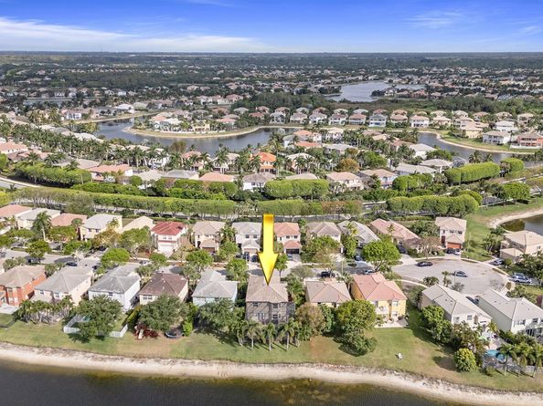 9719 Wyeth Court, Wellington FL 33414