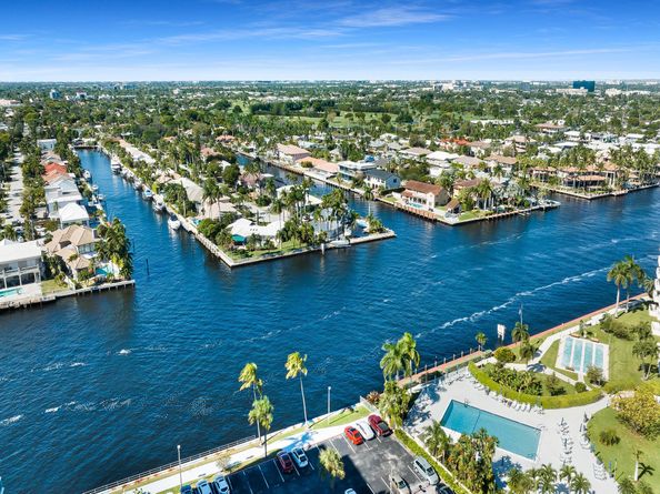 3233 NE 34th St 1706, Fort Lauderdale FL 33308