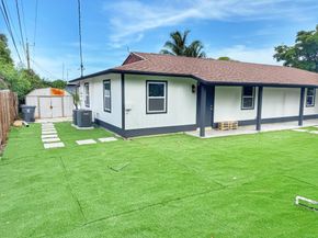3195 Mcsherry Drive, Lake Worth FL 33461