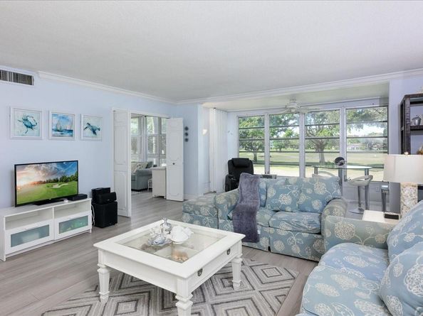 2651 S Course Dr 210, Pompano Beach FL 33069