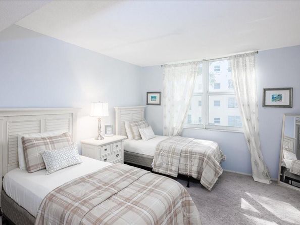 2651 S Course Dr 210, Pompano Beach FL 33069