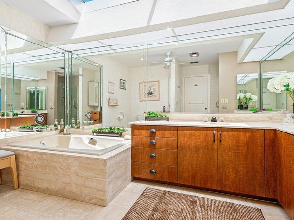 3 Glens Drive E, Boynton Beach FL 33436