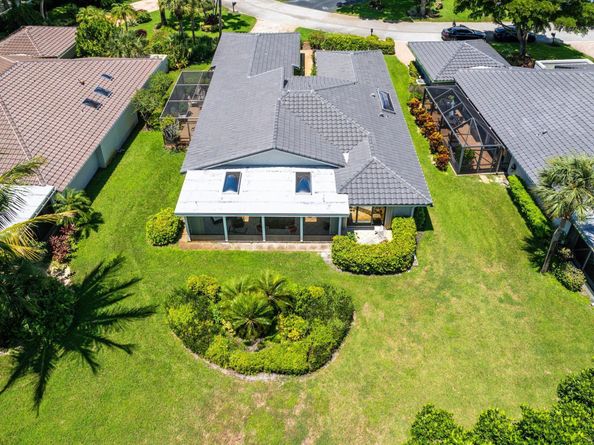 3 Glens Drive E, Boynton Beach FL 33436