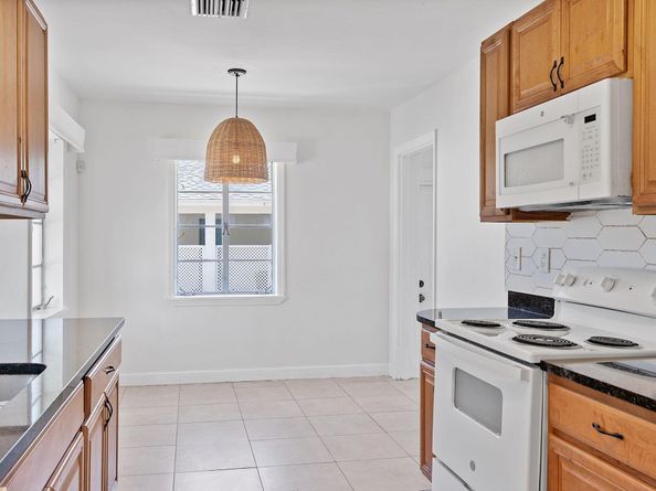 1032 N J Street, Lake Worth Beach FL 33460