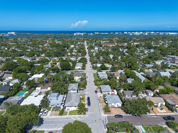 1032 N J Street, Lake Worth Beach FL 33460