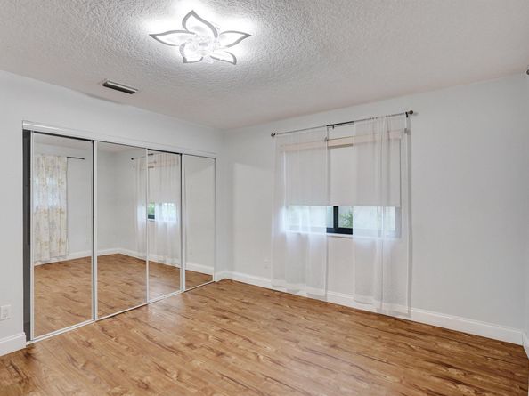 96 Mayfair Lane, Boynton Beach FL 33426
