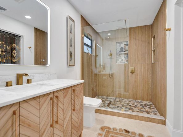 96 Mayfair Lane, Boynton Beach FL 33426