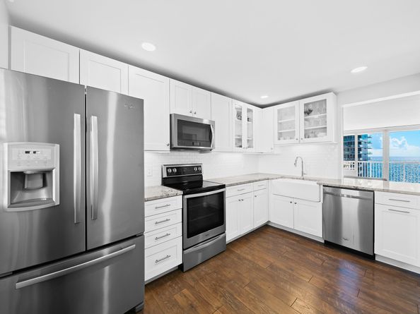 2200 NE 33rd Ave 15J, Fort Lauderdale FL 33305
