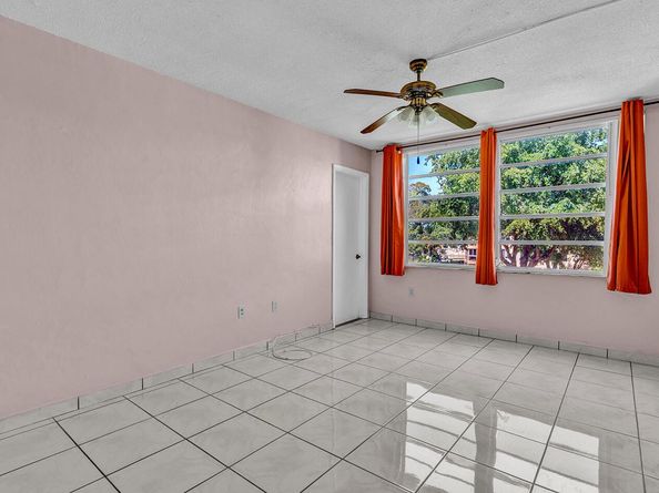 1301 NE 191st Street F307, Miami FL 33179