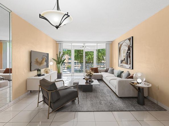 1301 NE 191st Street F307, Miami FL 33179