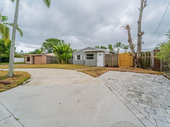 620 NE 57th St, Fort Lauderdale FL 33334