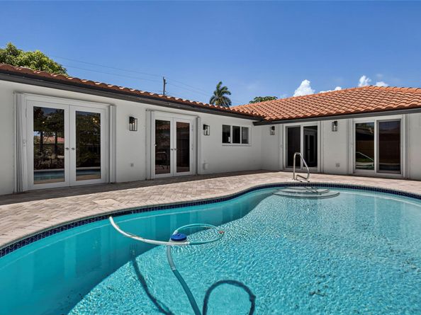 1461 NE 57th Ct, Fort Lauderdale FL 33334