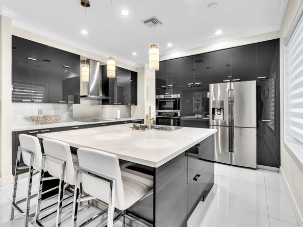 2092 SW 176th Avenue, Miramar FL 33029