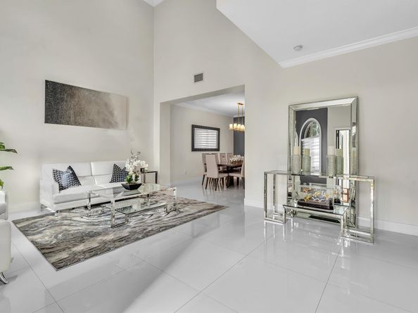 2092 SW 176th Avenue, Miramar FL 33029