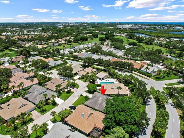 16956 Freshwind Circle, Jupiter FL 33477