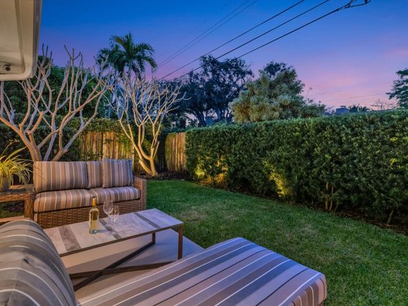 2425 NE 26th Ave, Fort Lauderdale FL 33305
