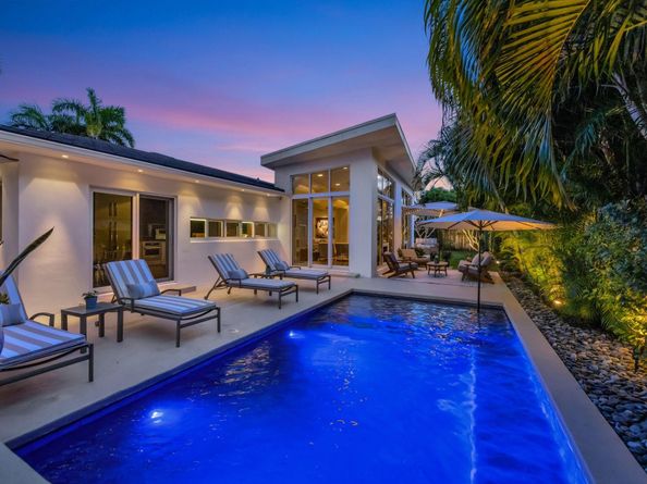 2425 NE 26th Ave, Fort Lauderdale FL 33305