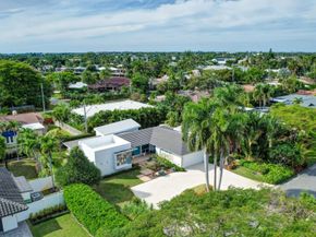 2425 NE 26th Ave, Fort Lauderdale FL 33305