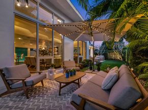 2425 NE 26th Ave, Fort Lauderdale FL 33305