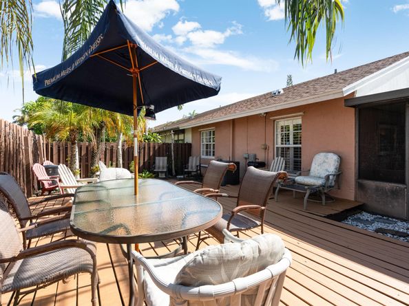 5721 Bennington Way, Lake Worth FL 33463