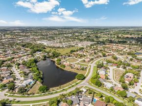 5721 Bennington Way, Lake Worth FL 33463