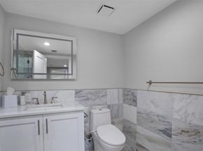 333 Sunset Dr 208, Fort Lauderdale FL 33301