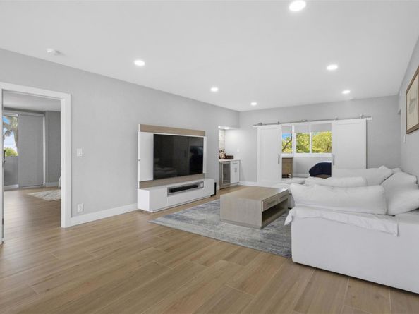333 Sunset Dr 208, Fort Lauderdale FL 33301