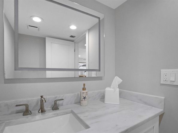 333 Sunset Dr 208, Fort Lauderdale FL 33301