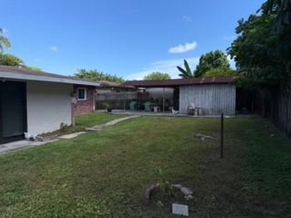 1070 NW 149th St, Miami FL 33168