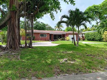 1070 NW 149th St