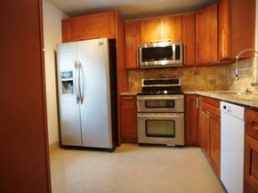 2388 NW 89th Dr, Coral Springs FL 33065