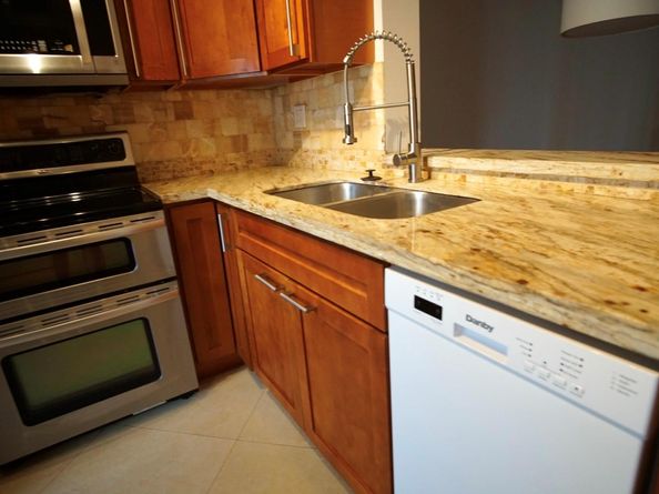 2388 NW 89th Dr, Coral Springs FL 33065
