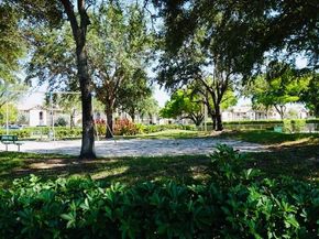 2388 NW 89th Dr, Coral Springs FL 33065