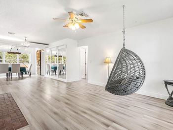 3250 SW 12th Ave