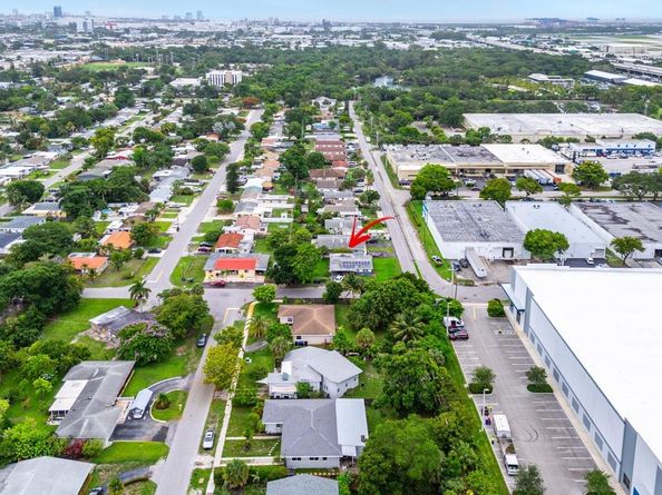 3250 SW 12th Ave, Fort Lauderdale FL 33315