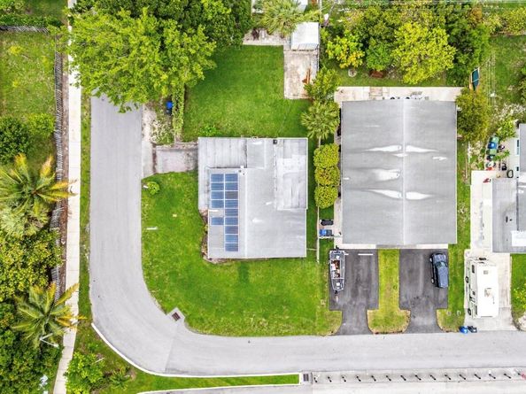 3250 SW 12th Ave, Fort Lauderdale FL 33315
