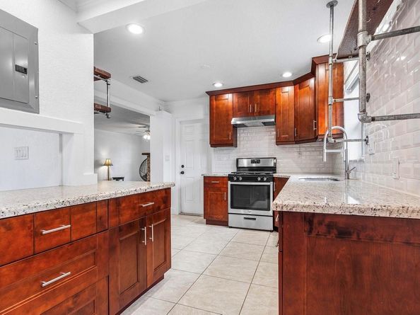 3250 SW 12th Ave, Fort Lauderdale FL 33315