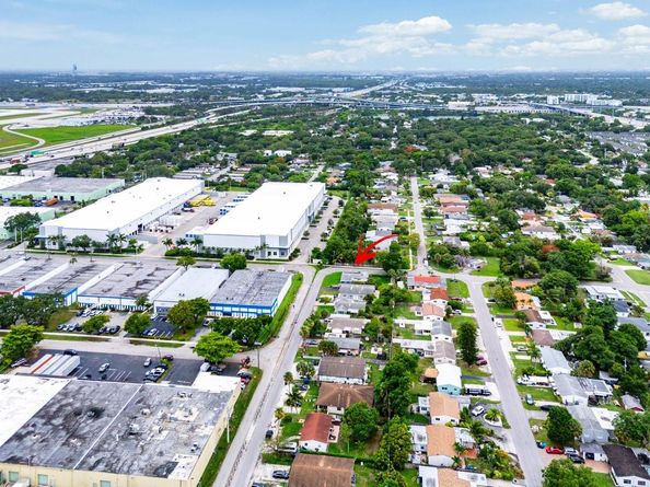 3250 SW 12th Ave, Fort Lauderdale FL 33315
