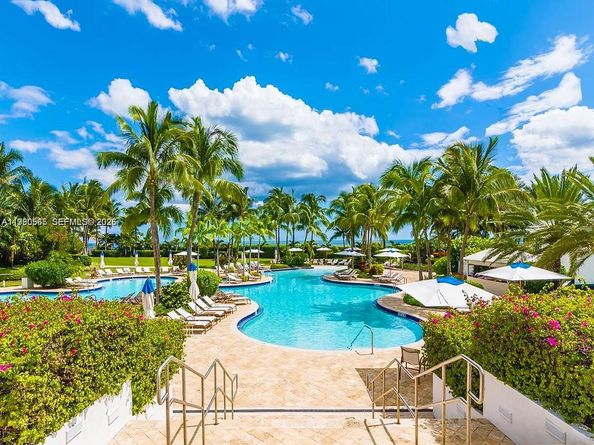 50 S Pointe Drive 504, Miami Beach FL 33139