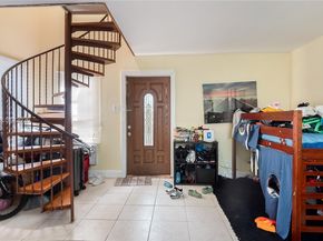 898 NE 39th Street, Oakland Park FL 33334