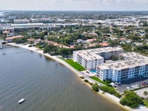 1502 S Lakeside Drive 118, Lake Worth Beach FL 33460